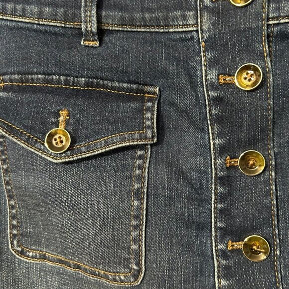 White House Black Market Denim Jean Mini Skirt Button Size 4 Retro Unique - Picture 4 of 5